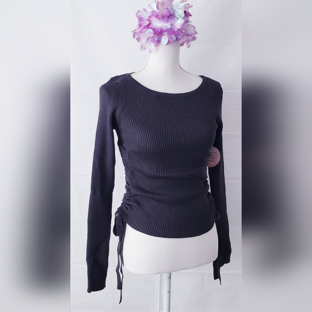 FULL CIRCLE TRENDS Ruched Long Sleeve Top